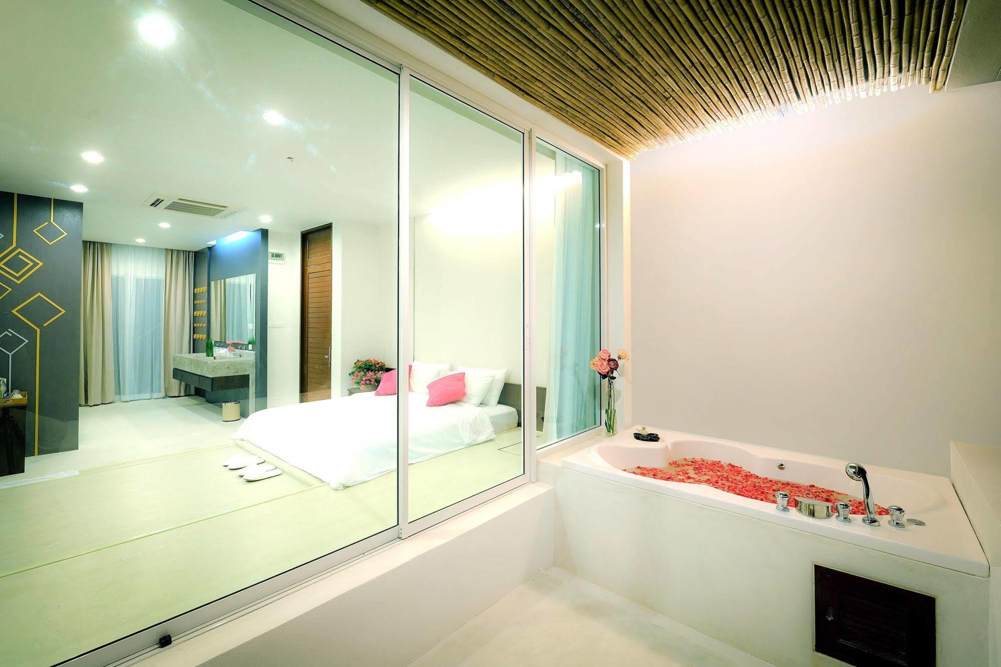 Ohana Resort And Restaurant Rayong Esterno foto